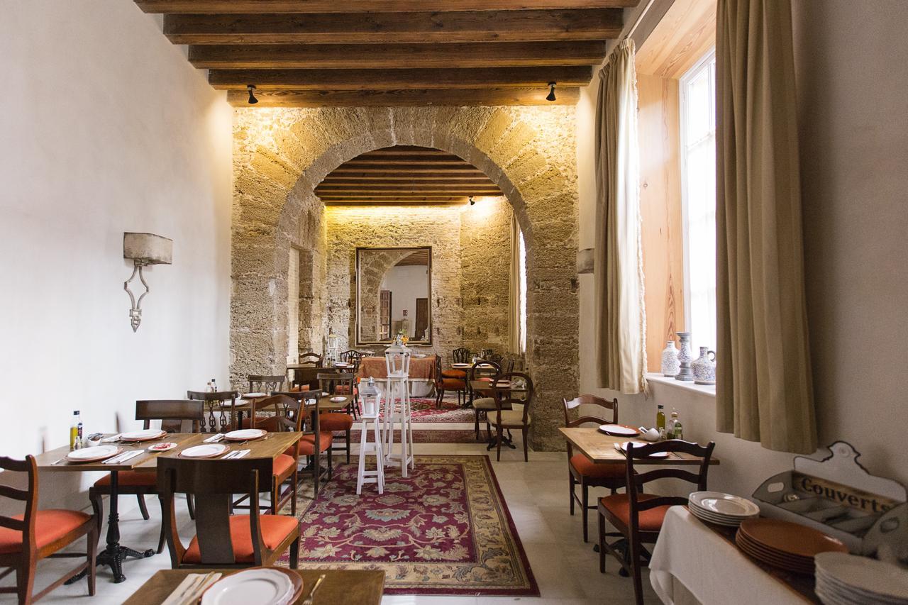 Casa De Cuatro Torres Hotel